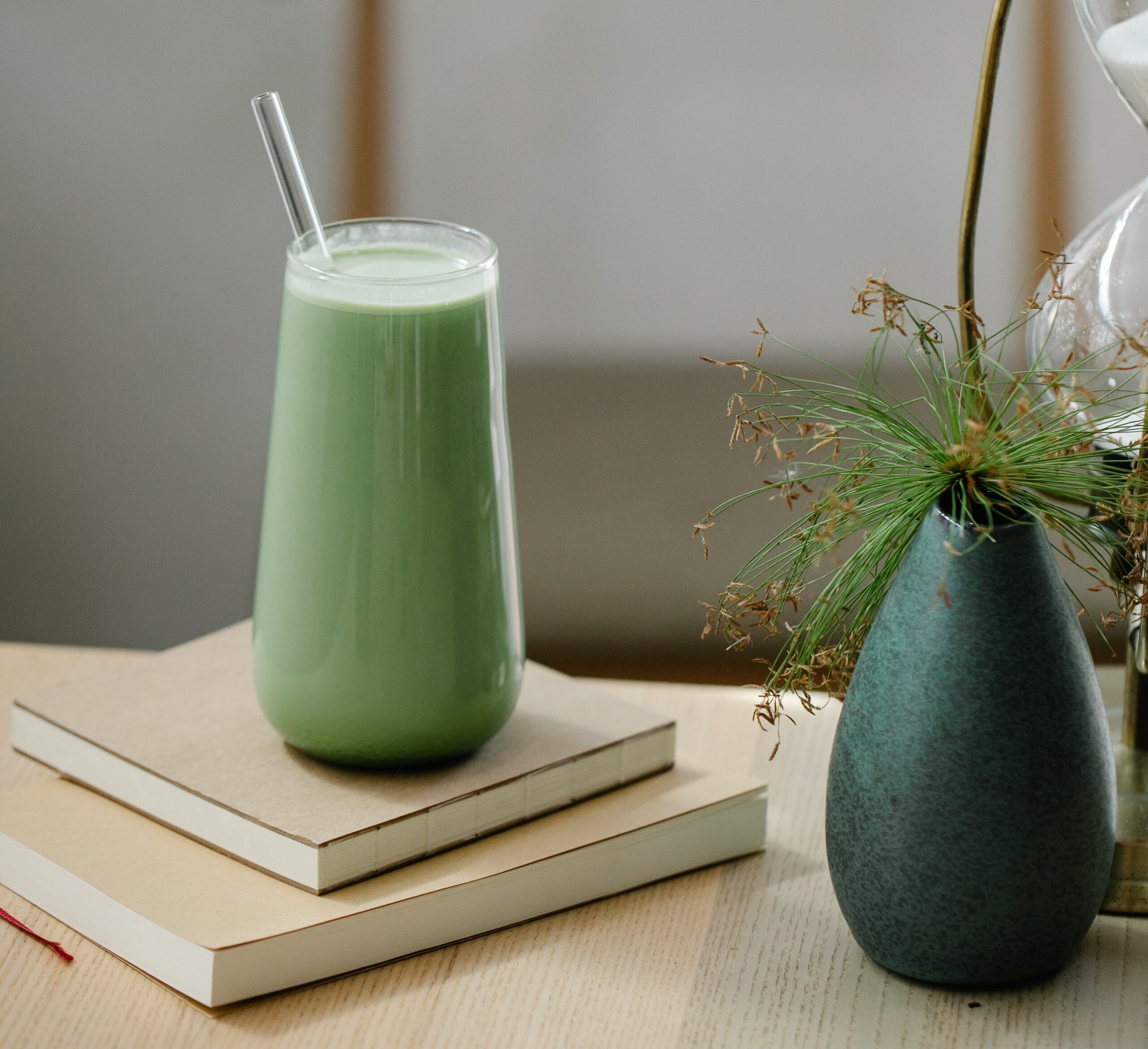 Pineapple and Kale Smoothie