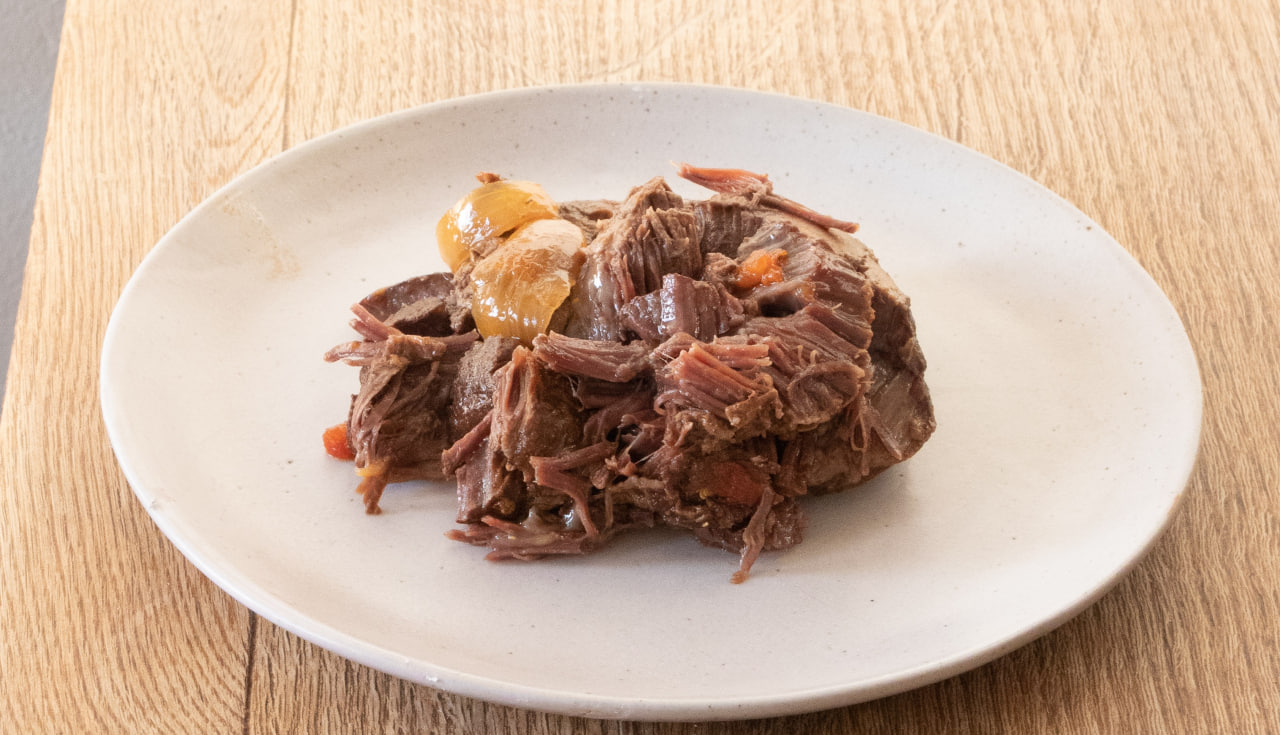 Slowcooked pulled beef AH7.fit™